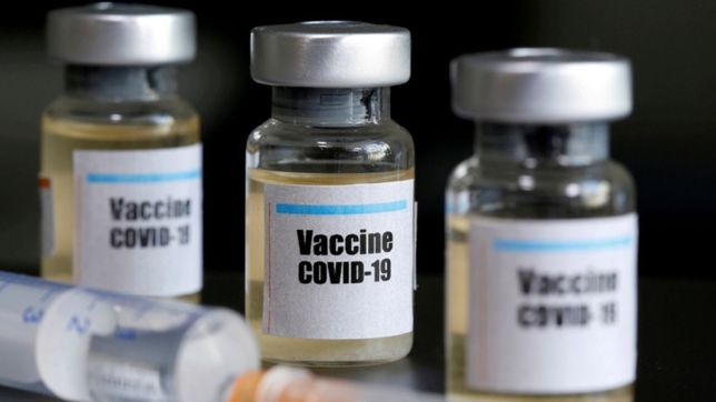 en primera persona, la experiencia de un joven que prueba la vacuna de pfizer en la plata