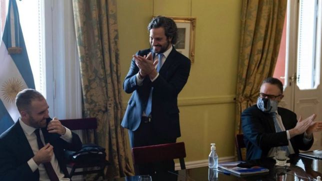 video: asi recibio el gabinete al platense martin guzman tras el acuerdo por la deuda