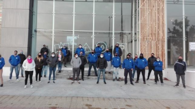 aseguran que una de las principales mueblerias de la plata no paga sueldos desde febrero