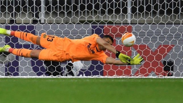 geronimo rulli se convirtio en heroe y villarreal se consagro campeon de la europa league
