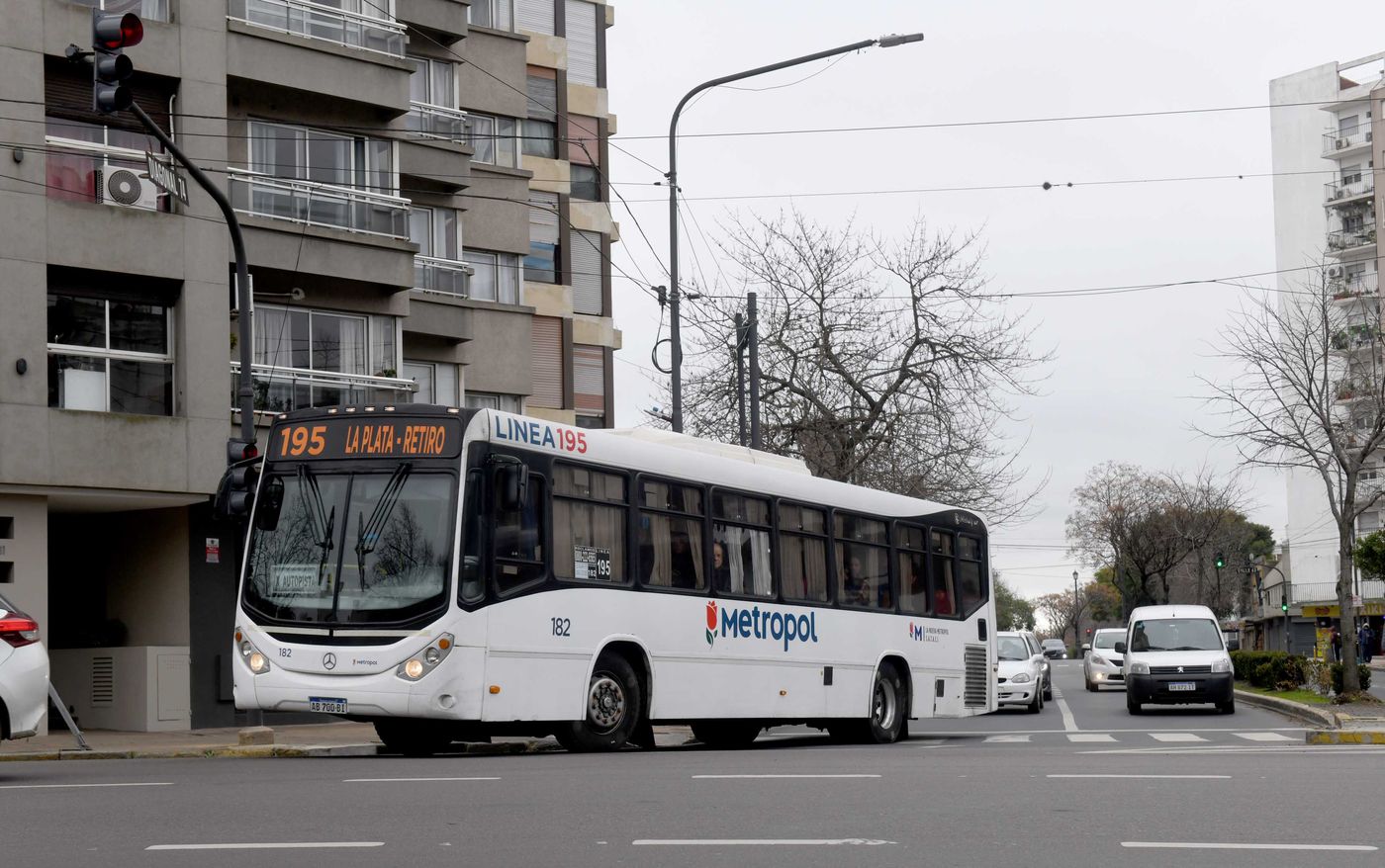 La empresa Metropol ya tienen nuevos recorridos entre La Plata y Retiro