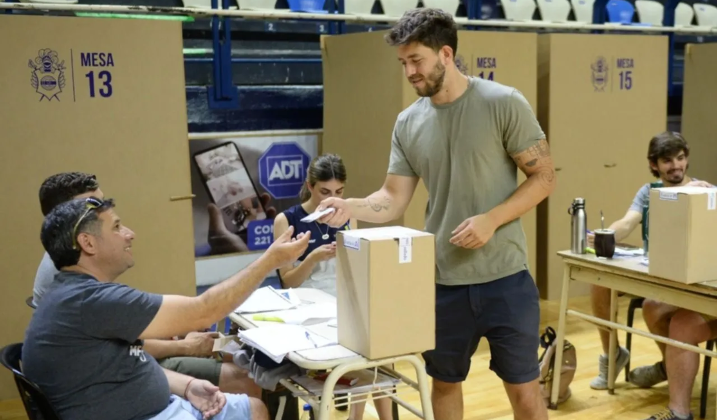 El próximo sábado 29 de noviembre serán las Elecciones en Gimnasia, antes los candidatos pasarán por No juegan con nadie. El próximo sábado 29 de noviembre serán las Elecciones en Gimnasia, antes los candidatos pasarán por No juegan con nadie.