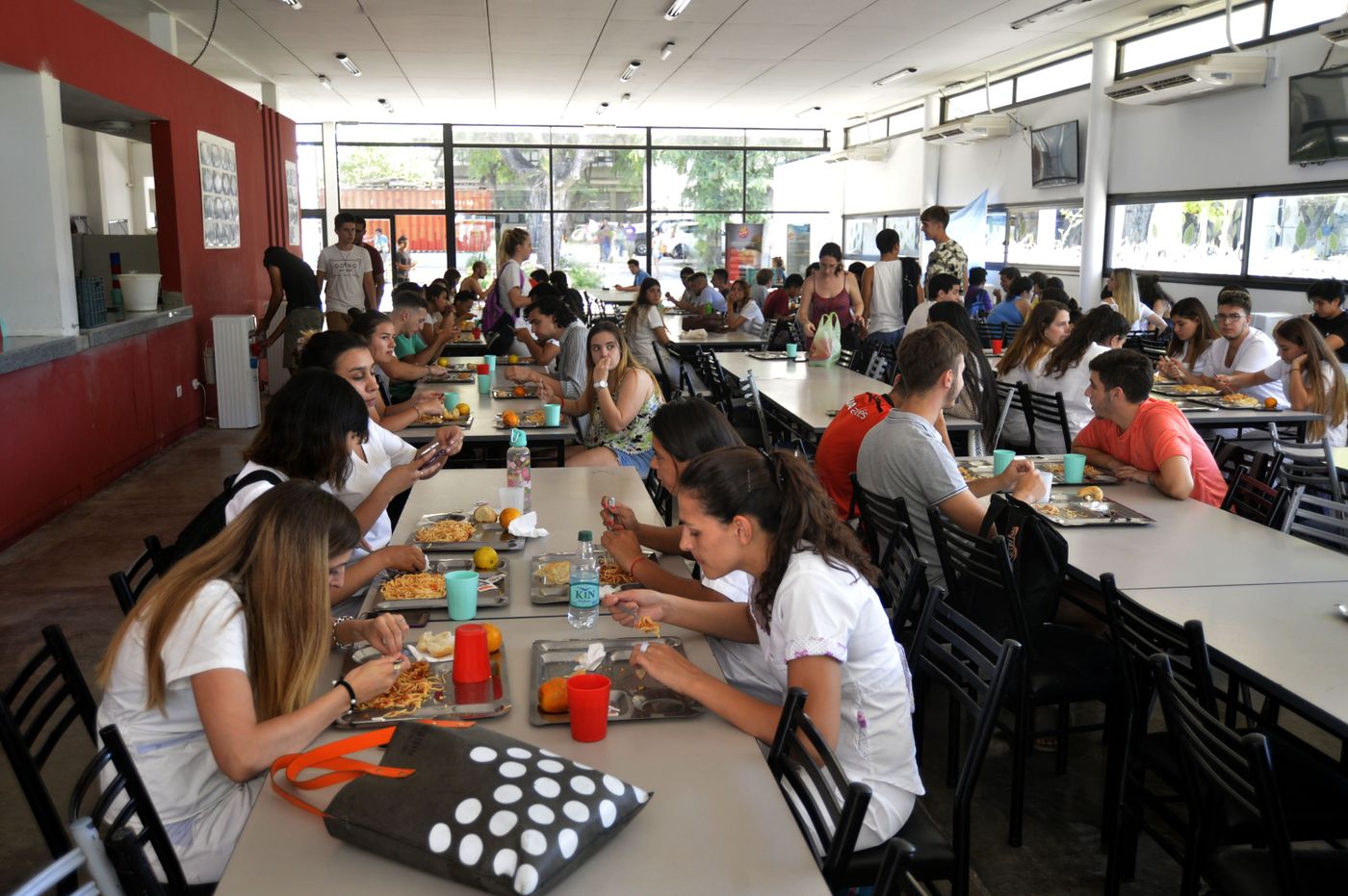 Comedor universitario (9).JPG