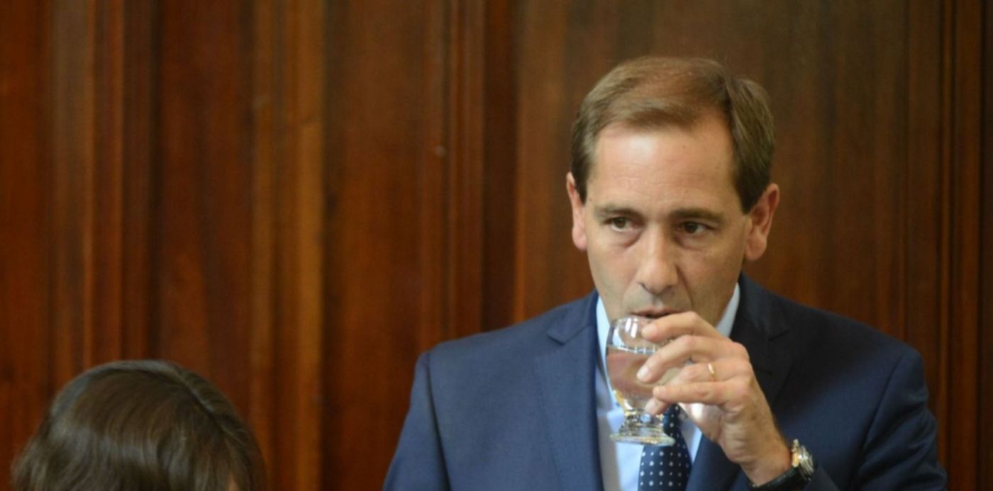 1583669699843.jpg?y=0&width=1366&ow=1500&scaleX=1&scaleY=1&oh=683&x=131&height=683&rotate=0&&cw=1920&ch=950