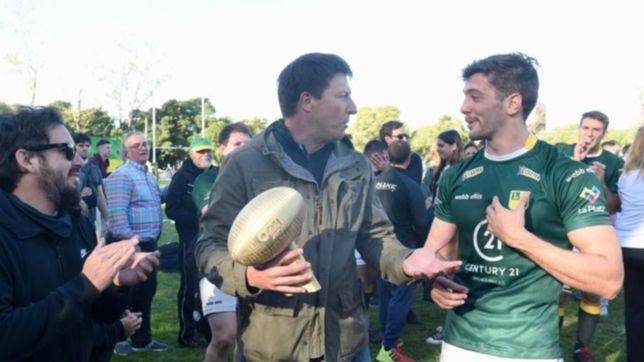 se entrego el premio fair play al jugador mas correcto del clasico los tilos - san luis