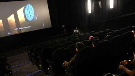 Renovaron la carterla de los cines municipales de La Plata