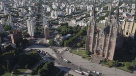 el turismo crecio en la plata a contramano de la fuerte caida de la actividad economica el turismo crecio en la plata a contramano de la fuerte caida de la actividad economica