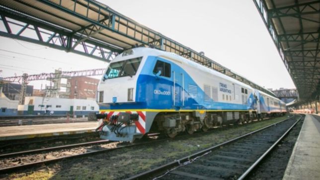 desde este verano se podran cargar autos en los trenes a mar del plata