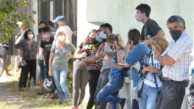 en 2021 hubo mas del doble de contagios de coronavirus que en el 2020: 198 millones