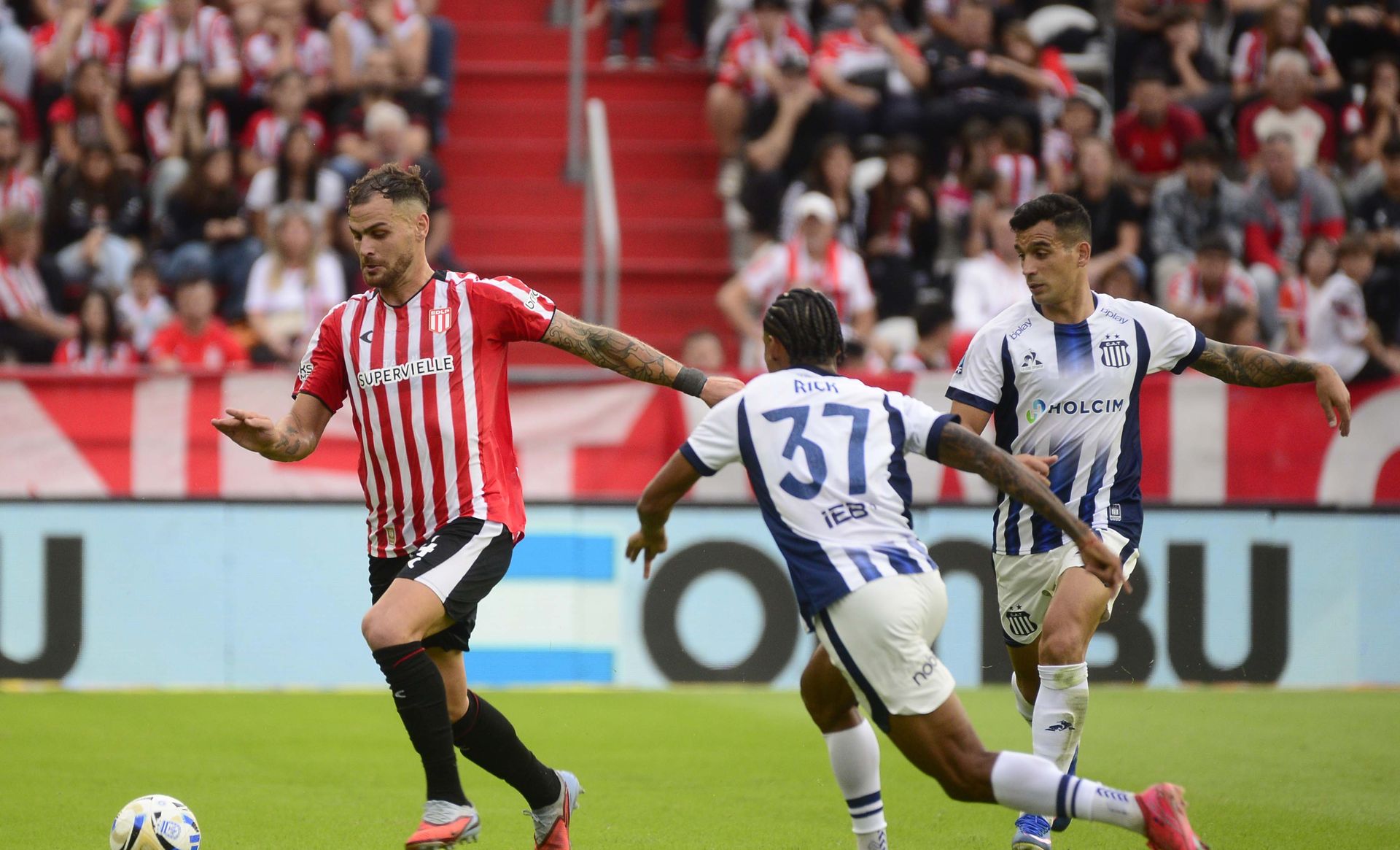 Estudiantes Talleres González Pirez