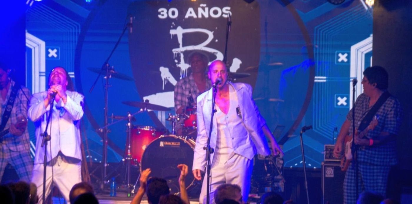 1534807576857.jpg?x=17&width=1470&rotate=0&scaleX=1&scaleY=1&ow=1500&y=127&height=735&oh=1001&&cw=1920&ch=950