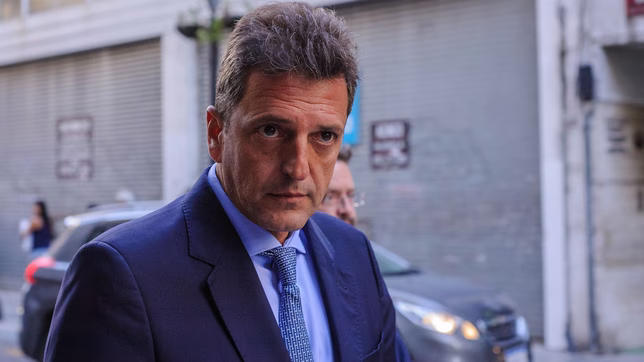 massa adelanto que en su presidencia la mitad de los ministros actuales no tendran cargos