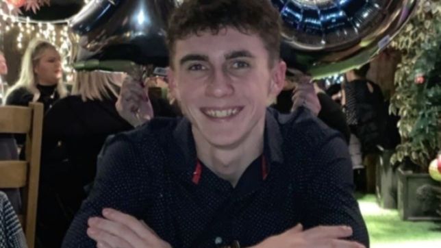 estuvo 10 meses en coma, desperto, contrajo dos veces covid y aun no sabe de la pandemia