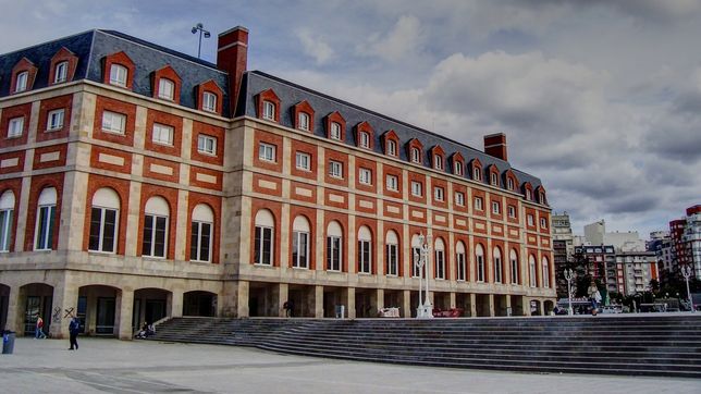 pocas reservas, viajes cortos y austeridad: el turismo registro una alarmante caida en el primer finde largo