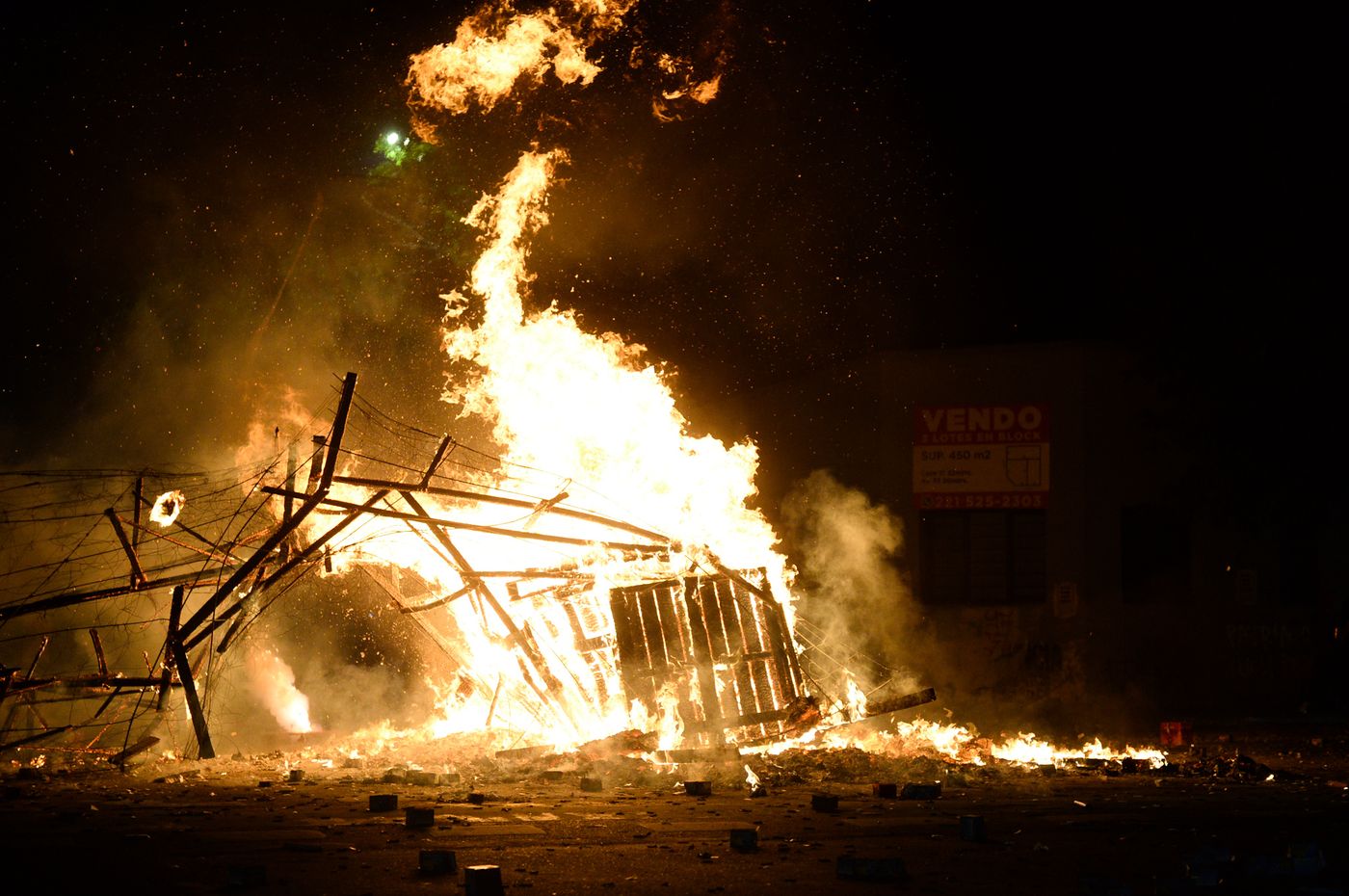 Muñecos de Fin de Año (6).jpg