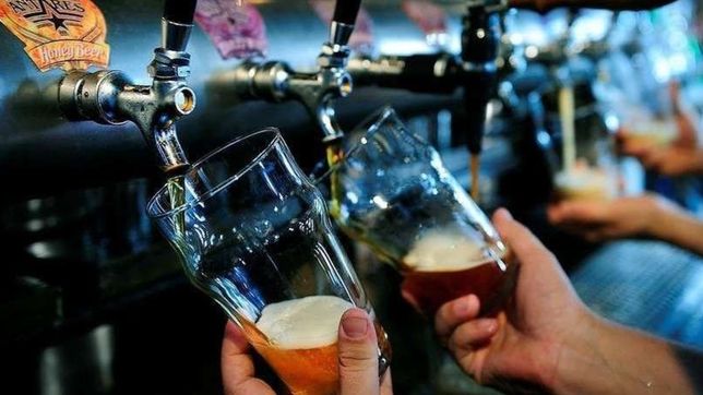 que hago lunes: fiesta cervecera, festival tacec, tributo a queen, luis salinas y mas