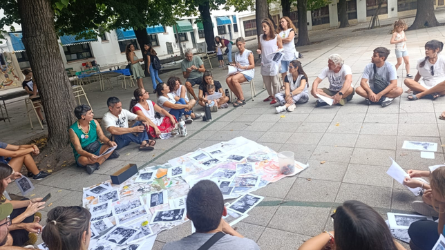 familias y docentes de la anexa se movilizaron en apoyo al reclamo universitario