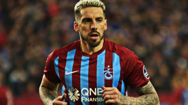 jose sosa se nego a renovar en turquia y quedara libre en junio: ¿se abre la puerta de estudiantes?