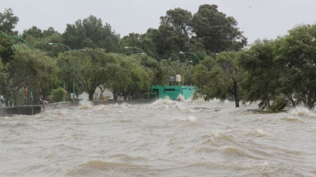 la region en alerta por una nueva crecida del rio de la plata