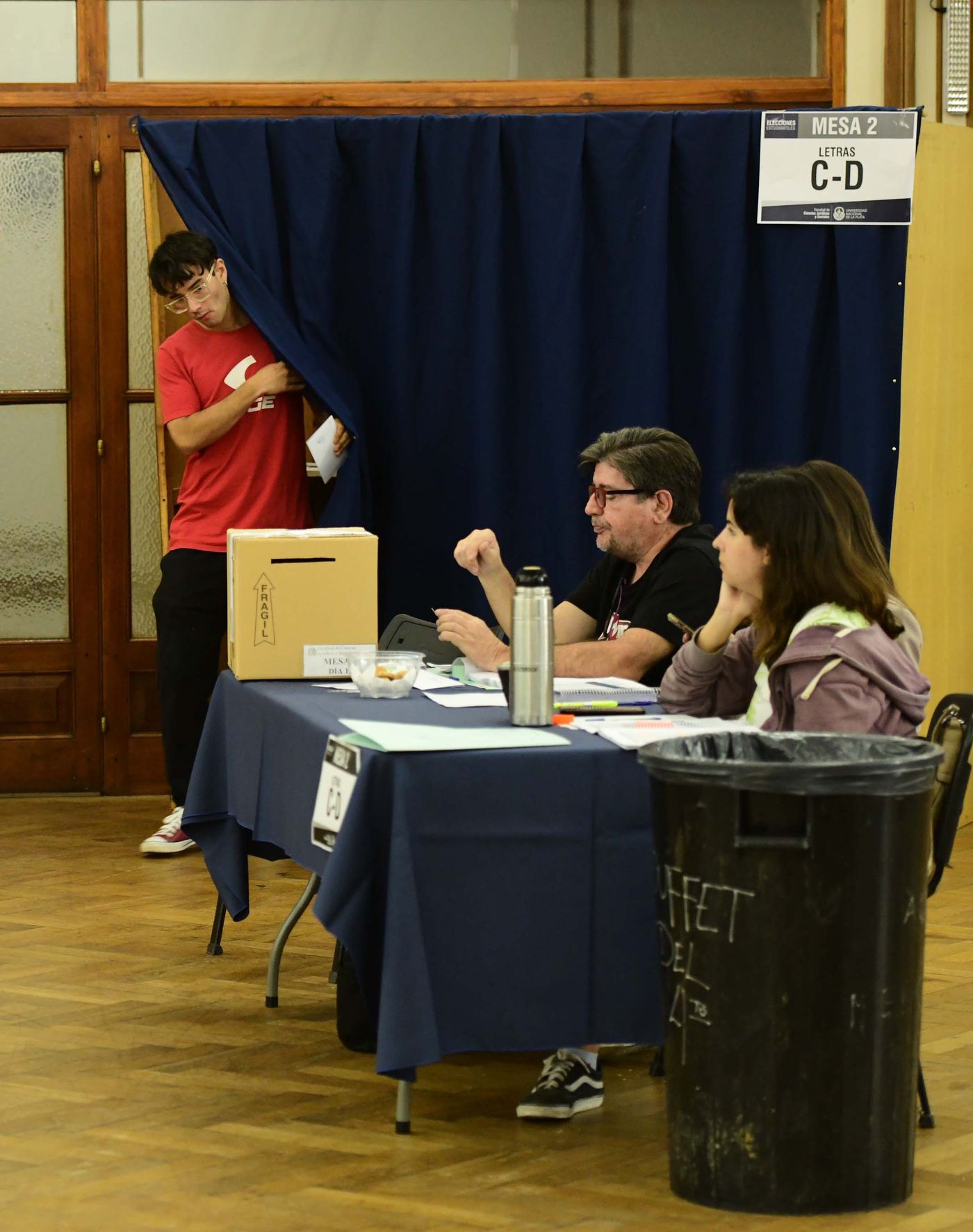 Elecciones en la UNLP facultad de Derecho (1).JPG