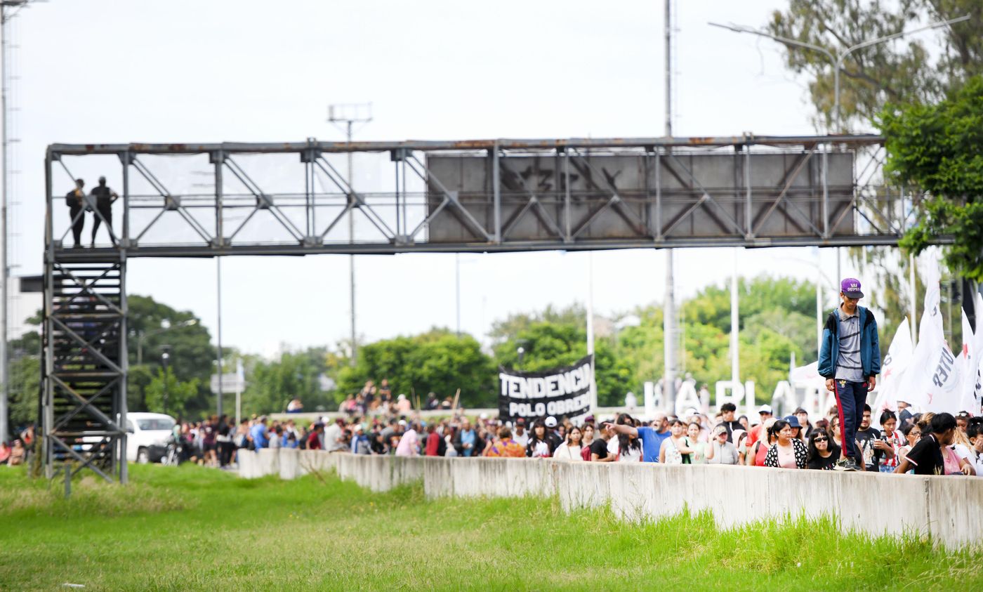 Proteta cortes rotonda 120 y 32 subida Autopista (23).JPG