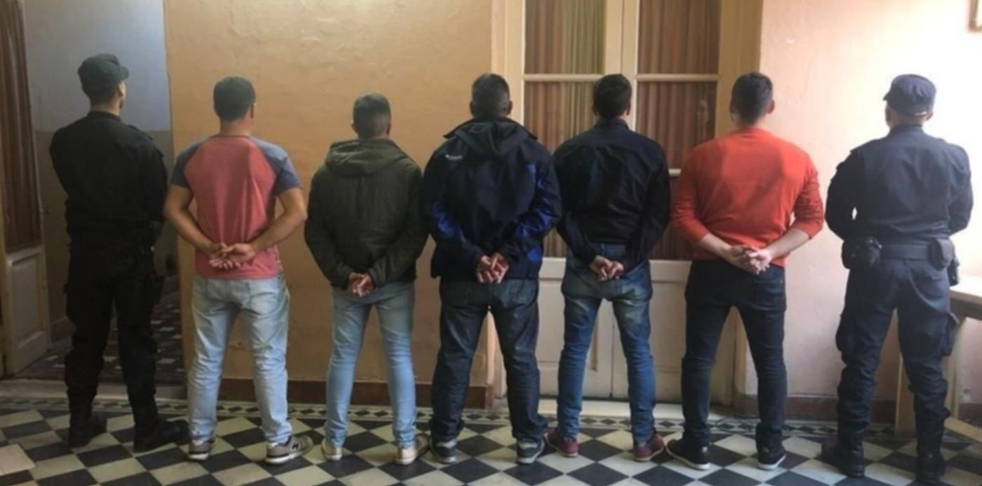 1558822855165.jpg?x=5&y=125&height=507&scaleY=1&ow=1024&width=1014&rotate=0&scaleX=1&oh=768&&cw=1920&ch=950