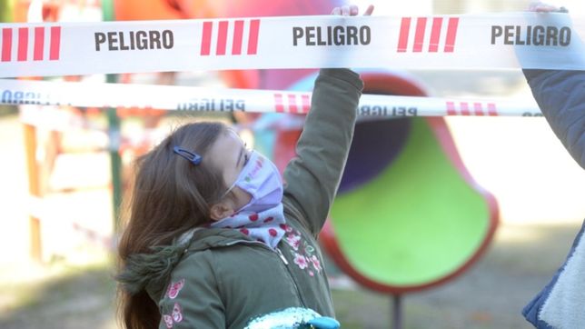 la municipalidad mantiene su decision y los chicos podran salir a las plazas de la plata