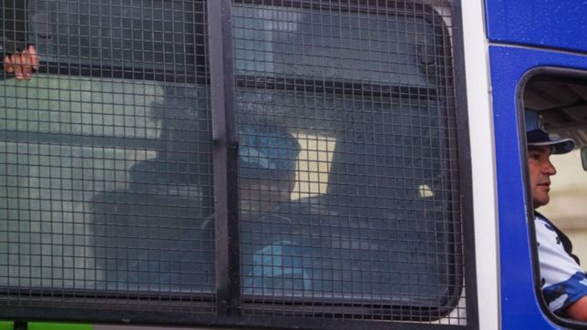 trasladaron desde la plata a los rugbiers acusados de matar a fernando: empieza el juicio