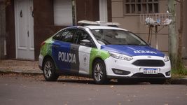 torturaron y maniataron a dos abuelos en la plata: se llevaron 5 mil dolares y 500 mil pesos torturaron y maniataron a dos abuelos en la plata: se llevaron 5 mil dolares y 500 mil pesos