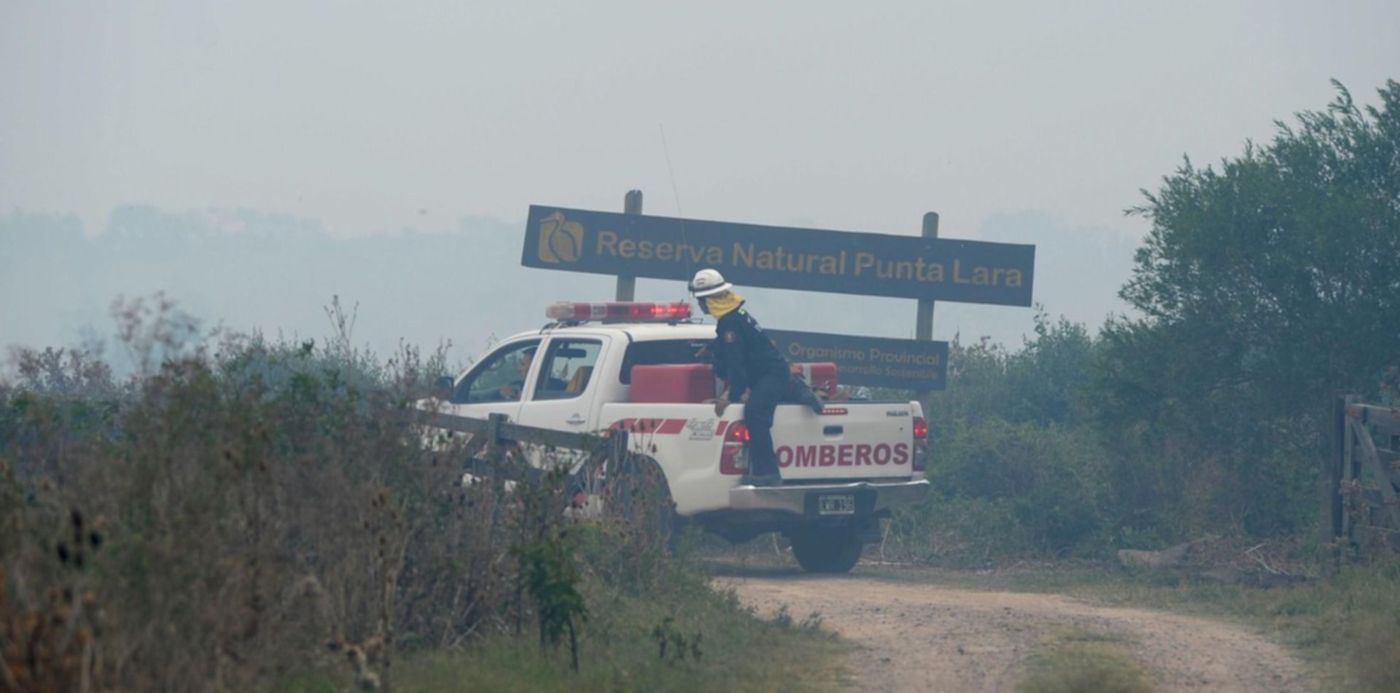 Incendio en la Reserva de Punta Lara