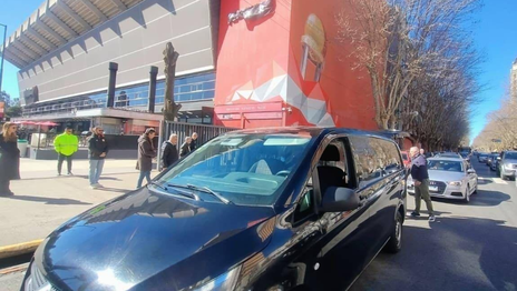 El último adiós de Estudiantes a Miguel Ignomiriello: el cortejo pasó por UNO