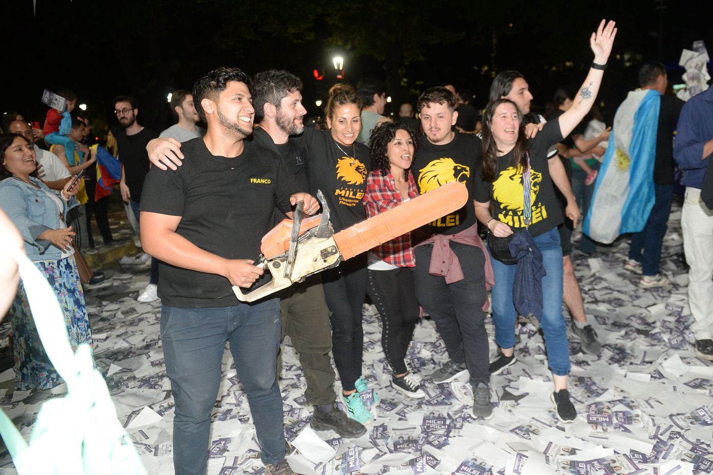 Elecciones milei la plata festejos  (2).JPG