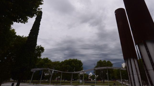 con nubes, frio y humedad: asi estara el clima en la plata durante la semana