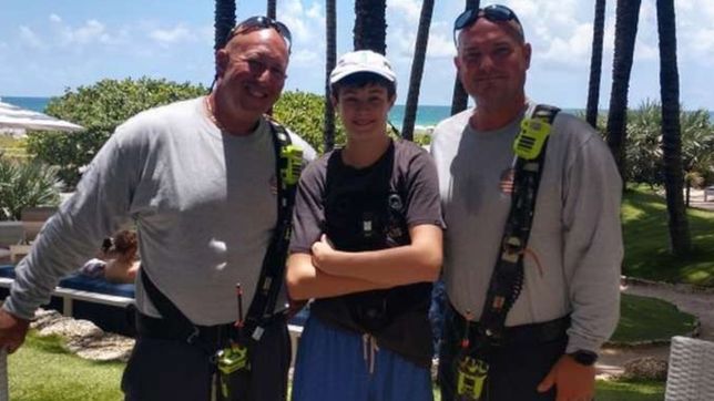 el conmovedor reencuentro del unico sobreviviente del derrumbe con sus rescatistas