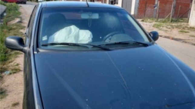 le tiraron un adoquin a un auto y murio una nena de 2 anos