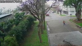 asalto a un taxista y le gatillo en el estomago, pero la bala no salio asalto a un taxista y le gatillo en el estomago, pero la bala no salio