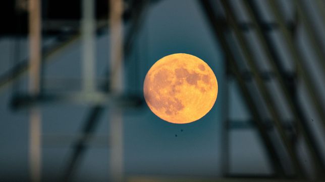expertos anticipan la primera luna llena del 2026 y advierten que promete ser fascinante