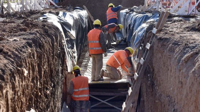 avanza la obra hidraulica que busca mejorar la red de desagües en la zona del cementerio