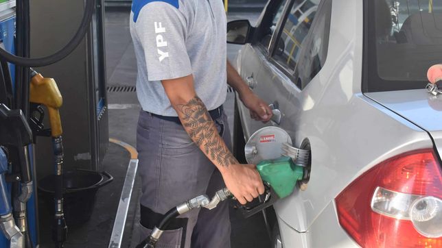 ypf anuncio que aplicara precios variables y revelo a que hora sera mas barato cargar combustible