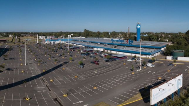 robos y danos en los estacionamientos de los super de la plata, un fenomeno que se repite