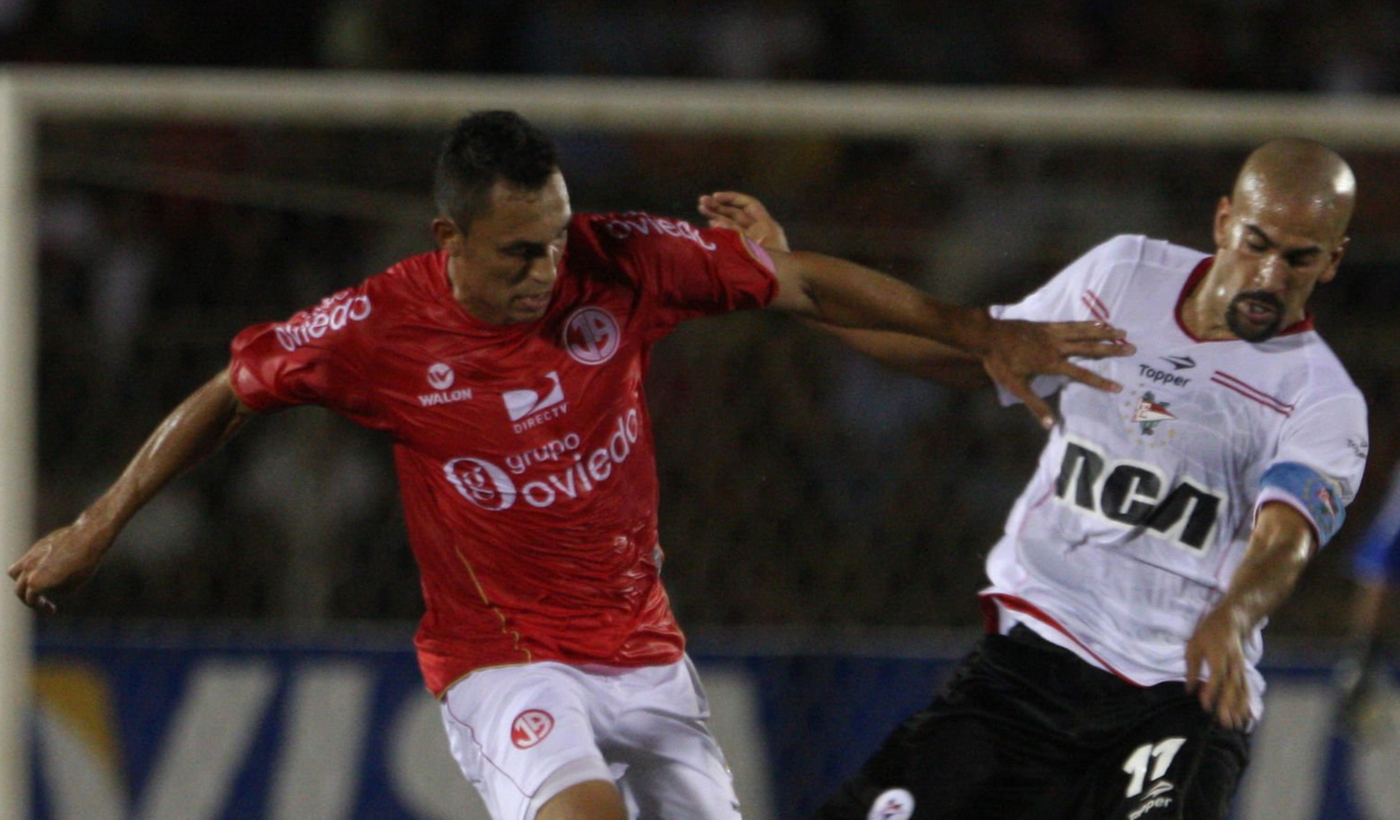 Estudiantes Juan Aurich Verón
