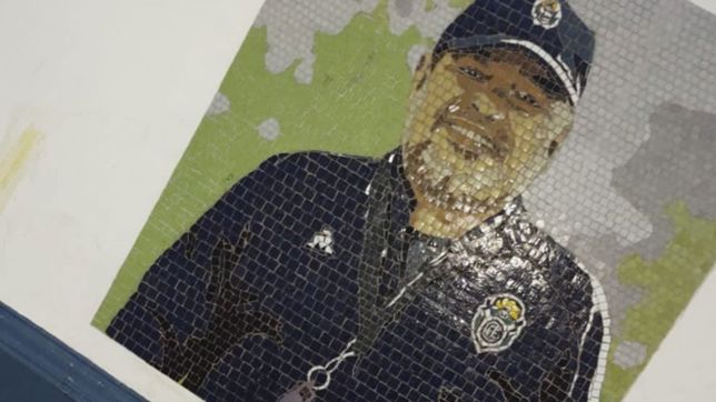 se recibio, lo festejo en el bosque y lleno de huevazos el mural de diego maradona