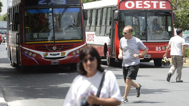 los choferes de la uta amenazan con hacer un paro de micros
