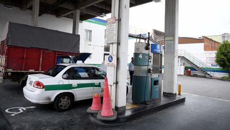 Los taxistas preparan una demanda colectiva por la falta de GNC la región