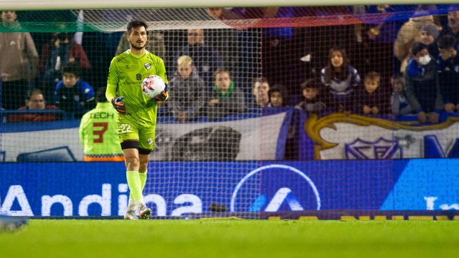 gimnasia acordo la llegada de un arquero titular