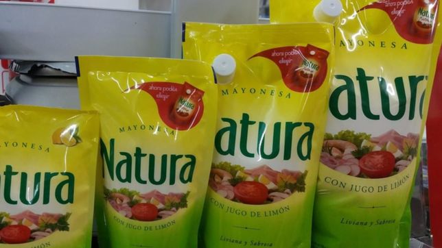 la anmat prohibio la venta de un lote falsificado de mayonesa natura