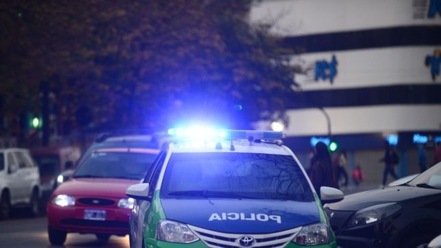 un grupo de jovenes de entre 14 y 23 anos golpeo y robo a una persona en pleno centro