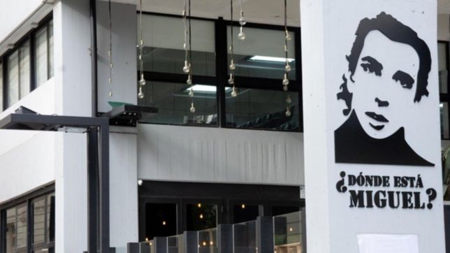 una escuela de la plata llevara el nombre de miguel bru, el estudiante de periodismo asesinado