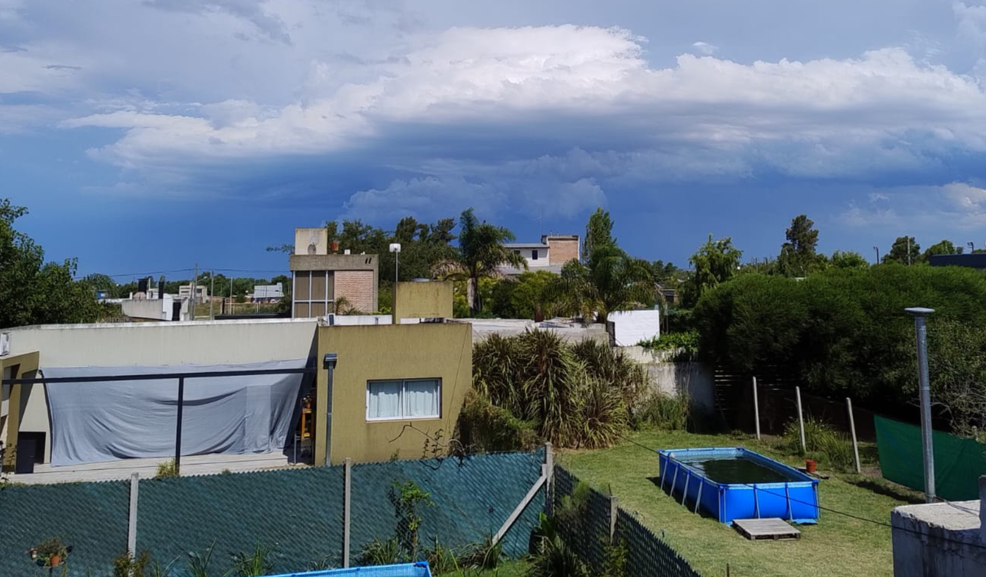 Tormenta en La Plata.png