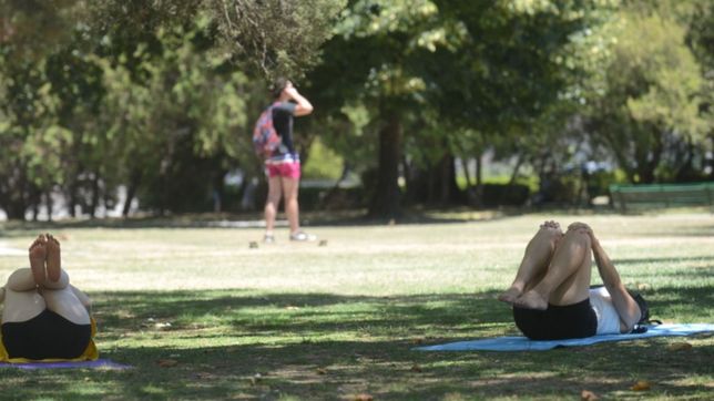 se viene un jueves de sol y mucho calor en la plata